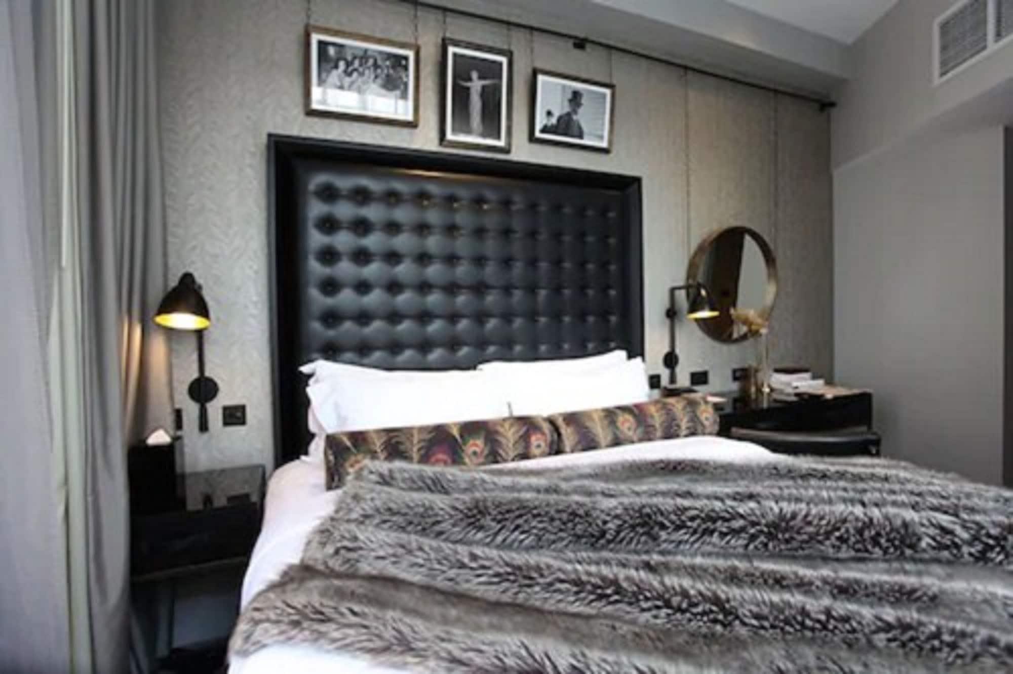 Hotel Gotham Manchester Exterior photo A bedroom at the hotel