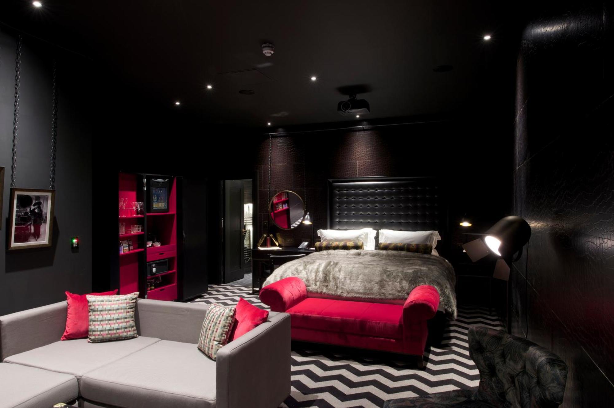 Hotel Gotham Manchester Exterior photo The bedroom of the G800